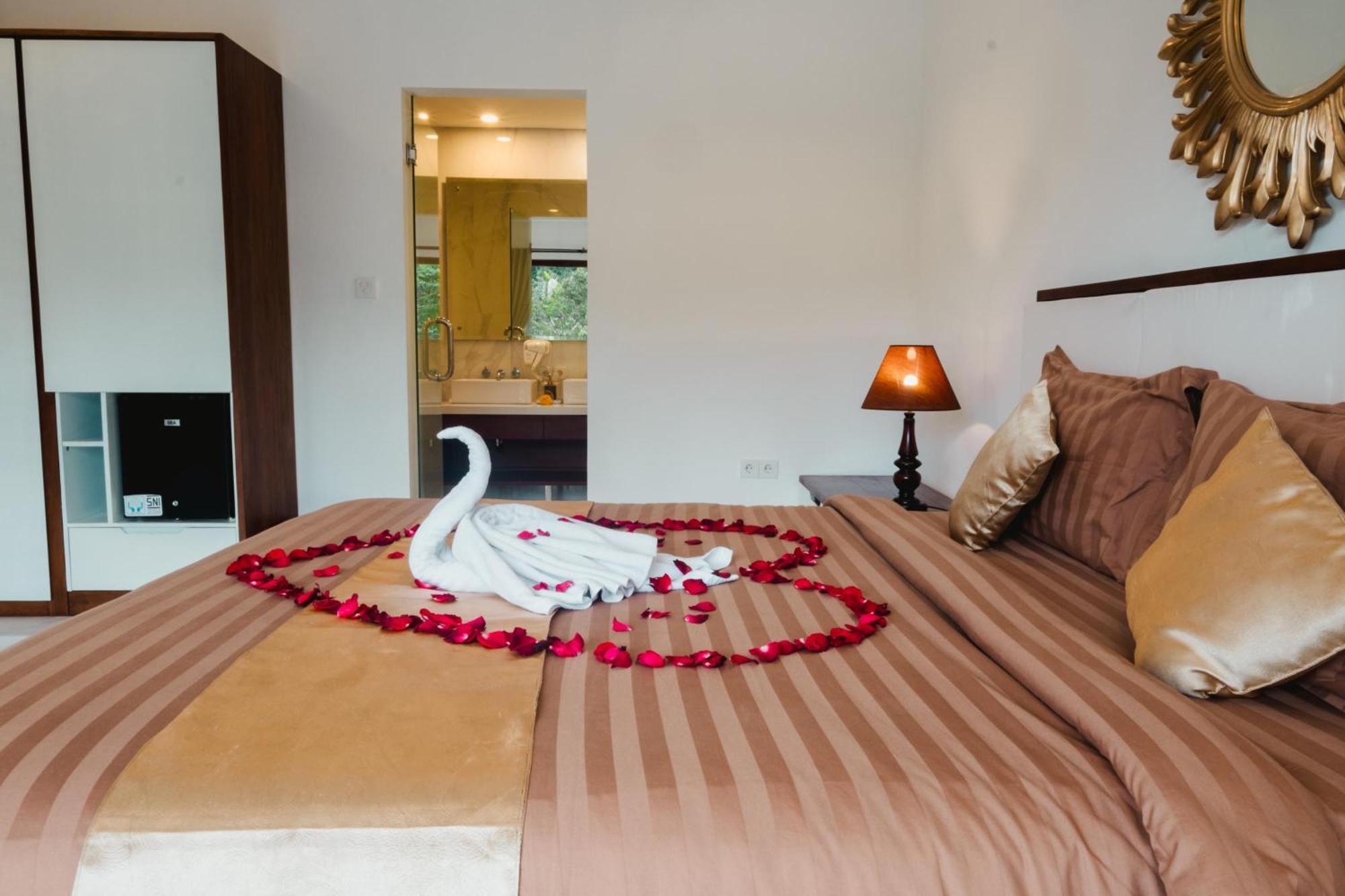 Royal Maharani Payogan Bed and Breakfast Ubud Exteriör bild